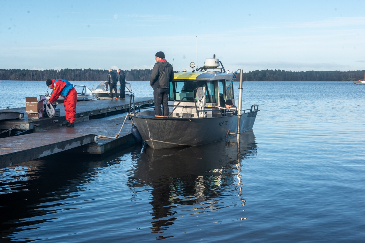 Survey launch equipped for
                single-pass bathymetric, sub-bottom and seismic survey